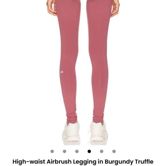 Alo High-Waist Airbrush Legging in Burgundy - Picture 2 of 5